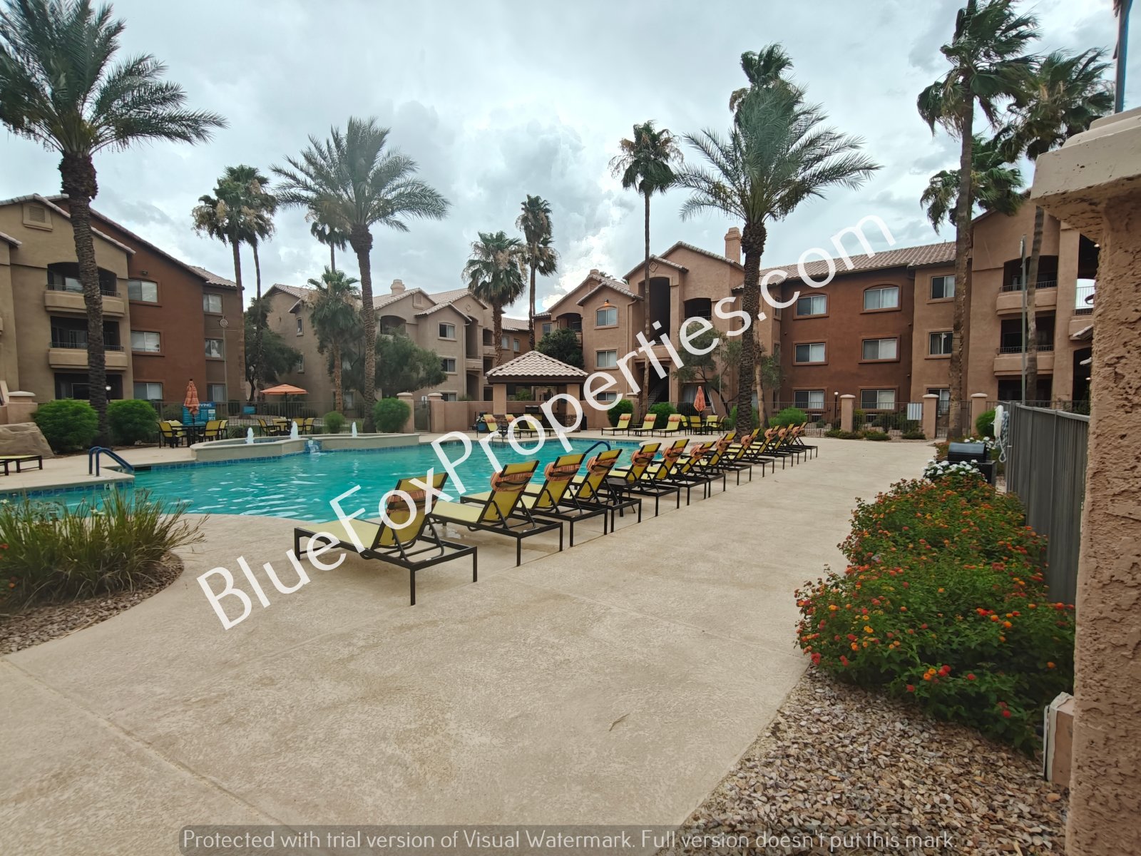1 bed, 1 bath condo located in the gated Condominiums at The William Center property image