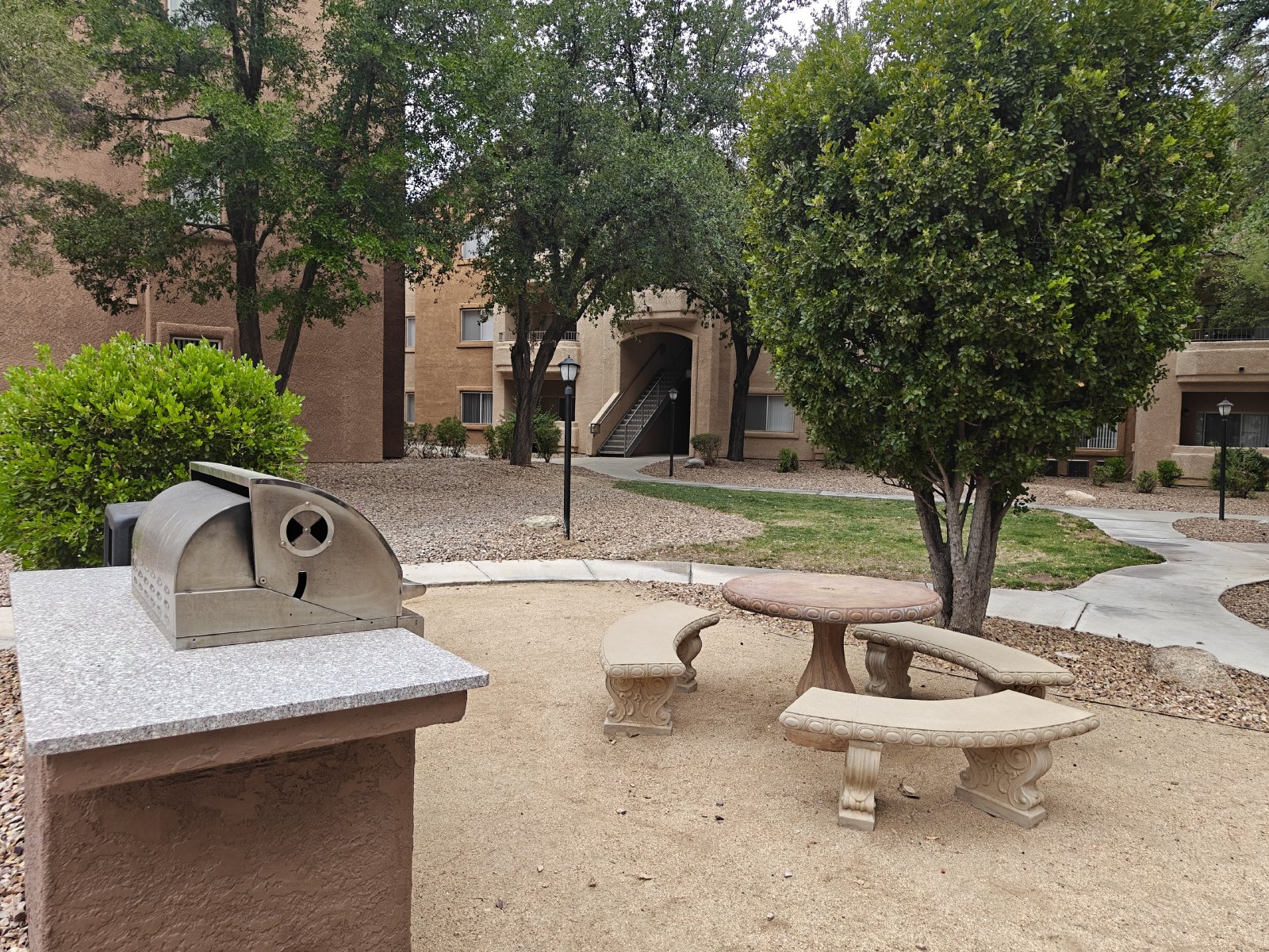 1 bed, 1 bath condo located in the gated Condominiums at The William Center property image