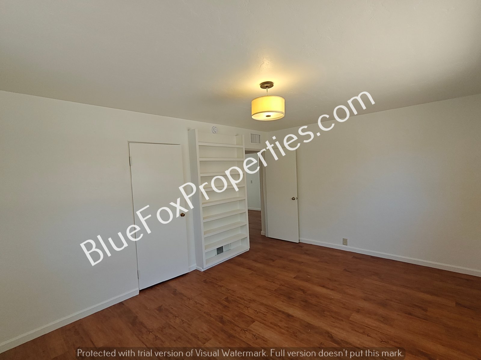Wonderfully Charming Central 3 bed 2 bath House with AC property image