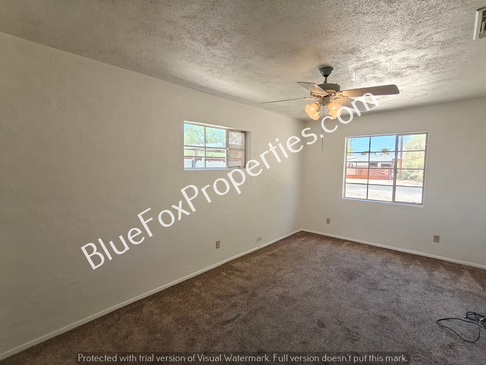 Wonderfully Charming Central 3 bed 2 bath House with AC property image