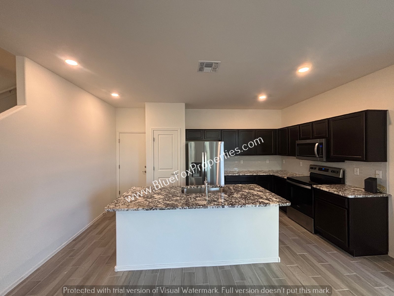 1105 E Ascent St property image