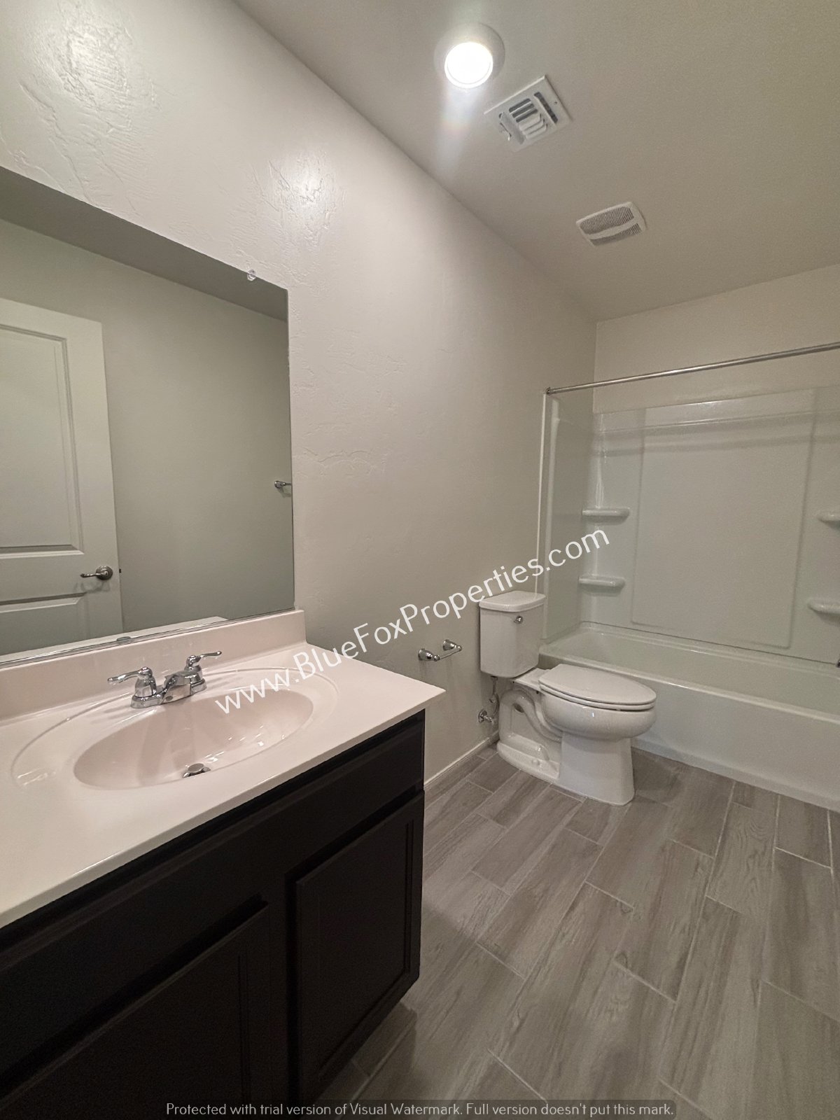 1105 E Ascent St property image