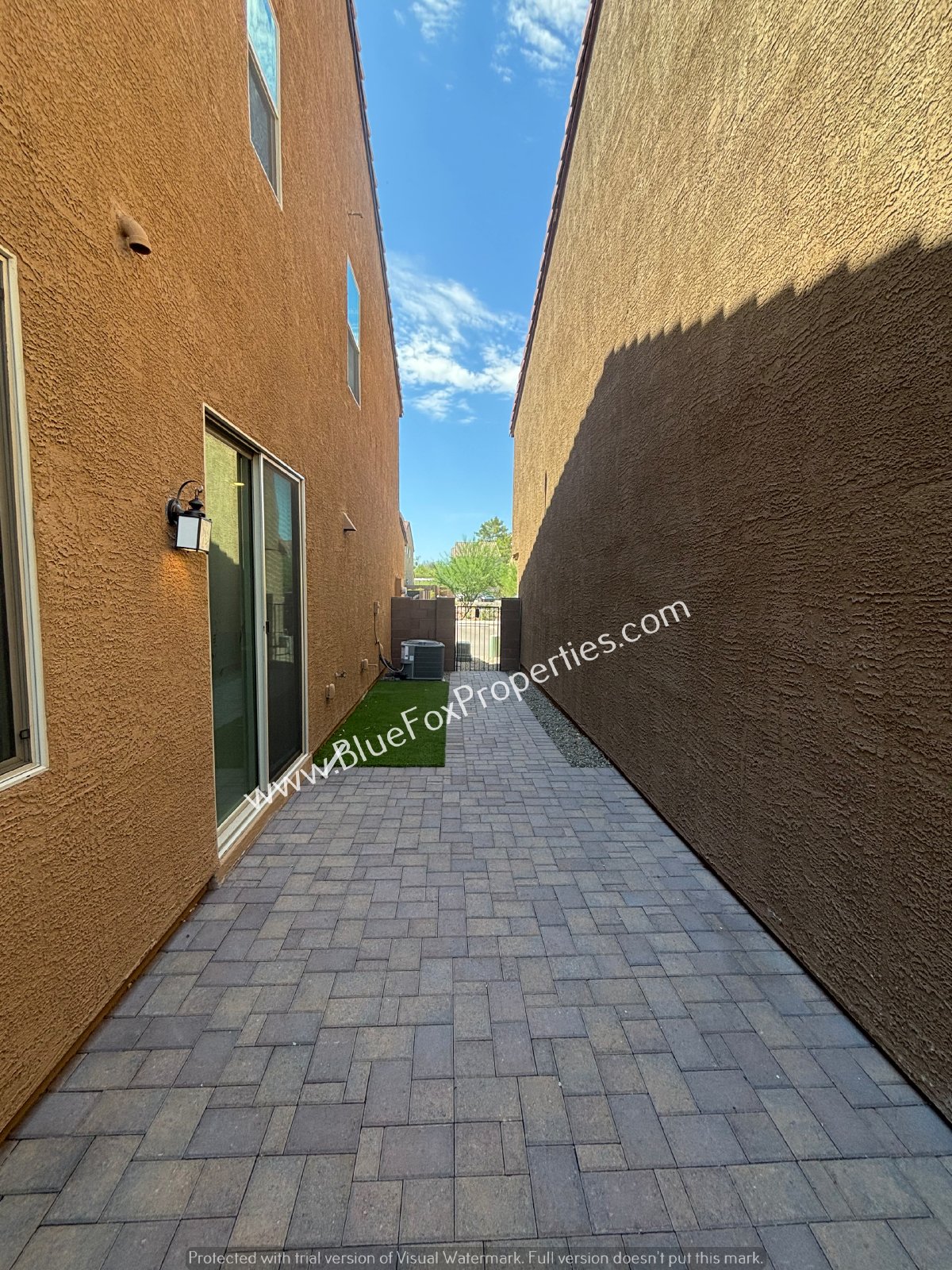 1105 E Ascent St property image