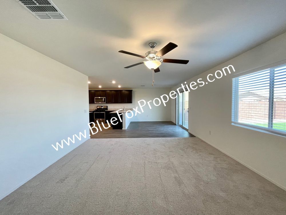 5 Bedroom, 3 Bath home in Marana (Move-in Special : First month full rent free!) property image