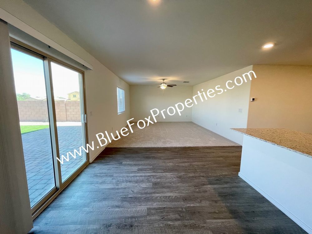 5 Bedroom, 3 Bath home in Marana (Move-in Special : First month full rent free!) property image