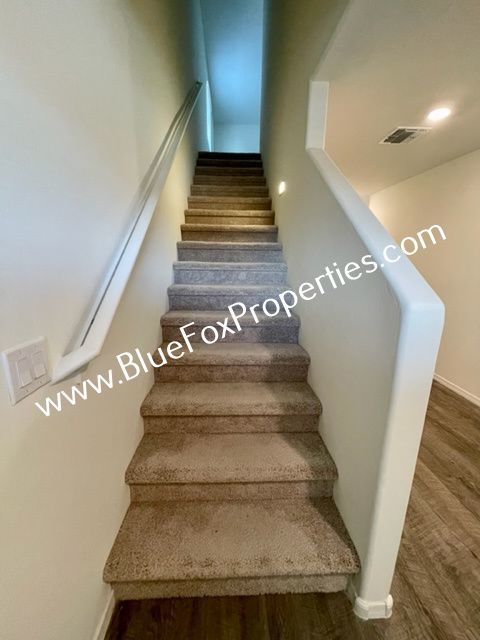5 Bedroom, 3 Bath home in Marana (Move-in Special : First month full rent free!) property image