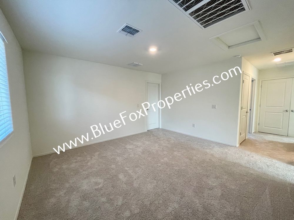 5 Bedroom, 3 Bath home in Marana (Move-in Special : First month full rent free!) property image