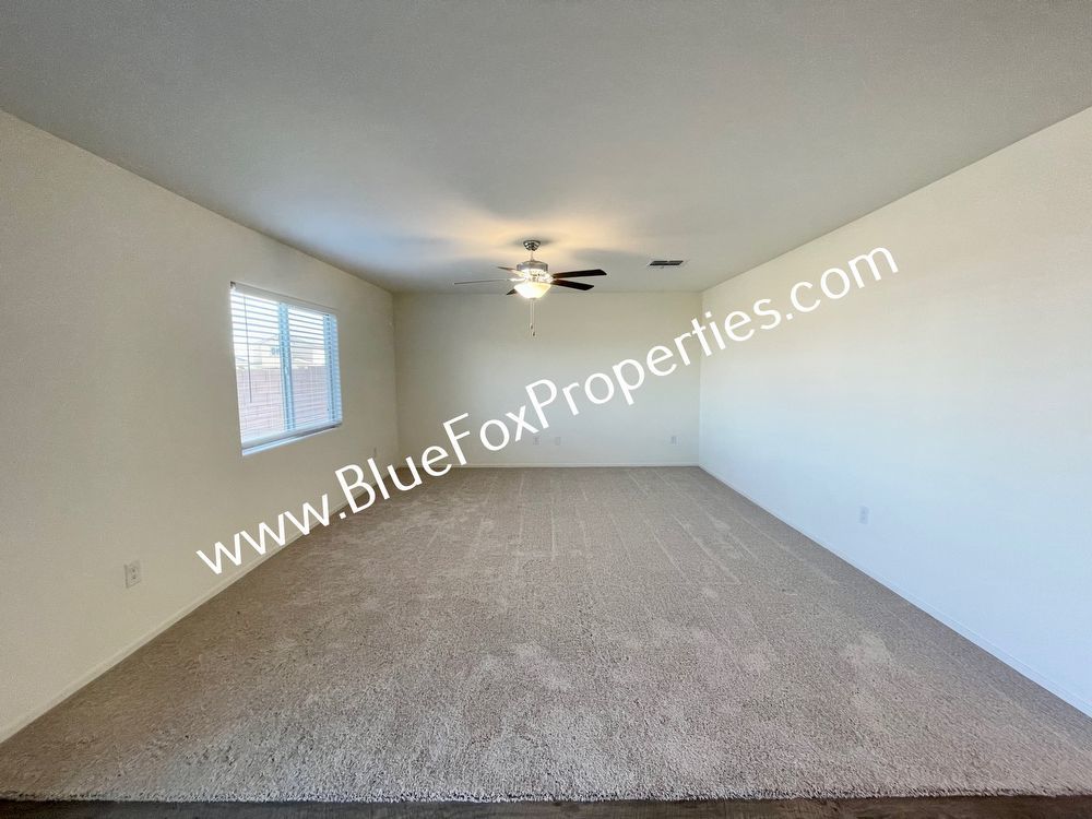 5 Bedroom, 3 Bath home in Marana (Move-in Special : First month full rent free!) property image