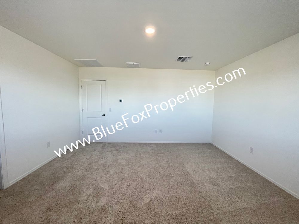 5 Bedroom, 3 Bath home in Marana (Move-in Special : First month full rent free!) property image