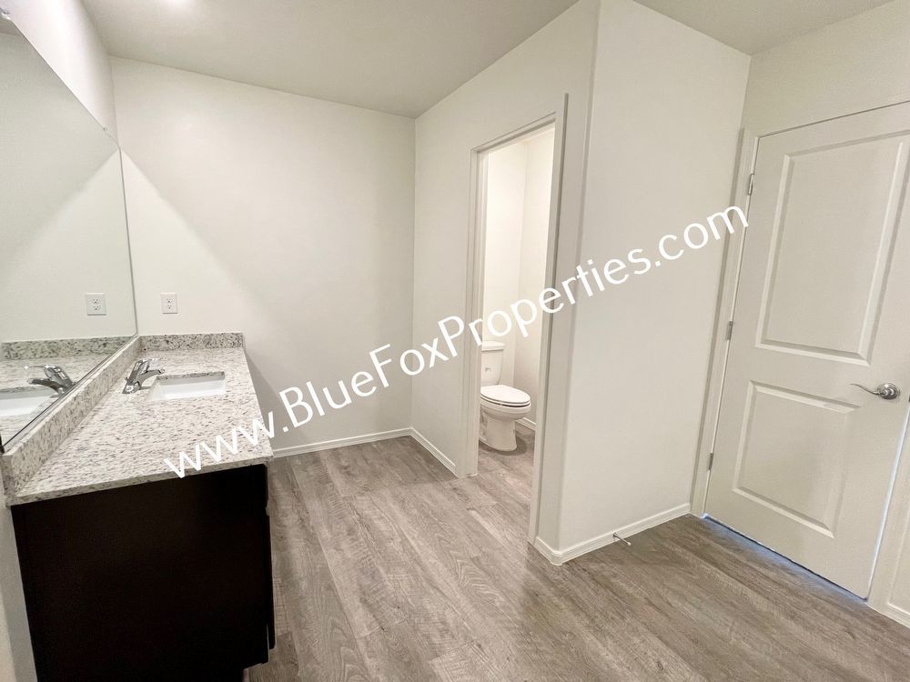 5 Bedroom, 3 Bath home in Marana (Move-in Special : First month full rent free!) property image