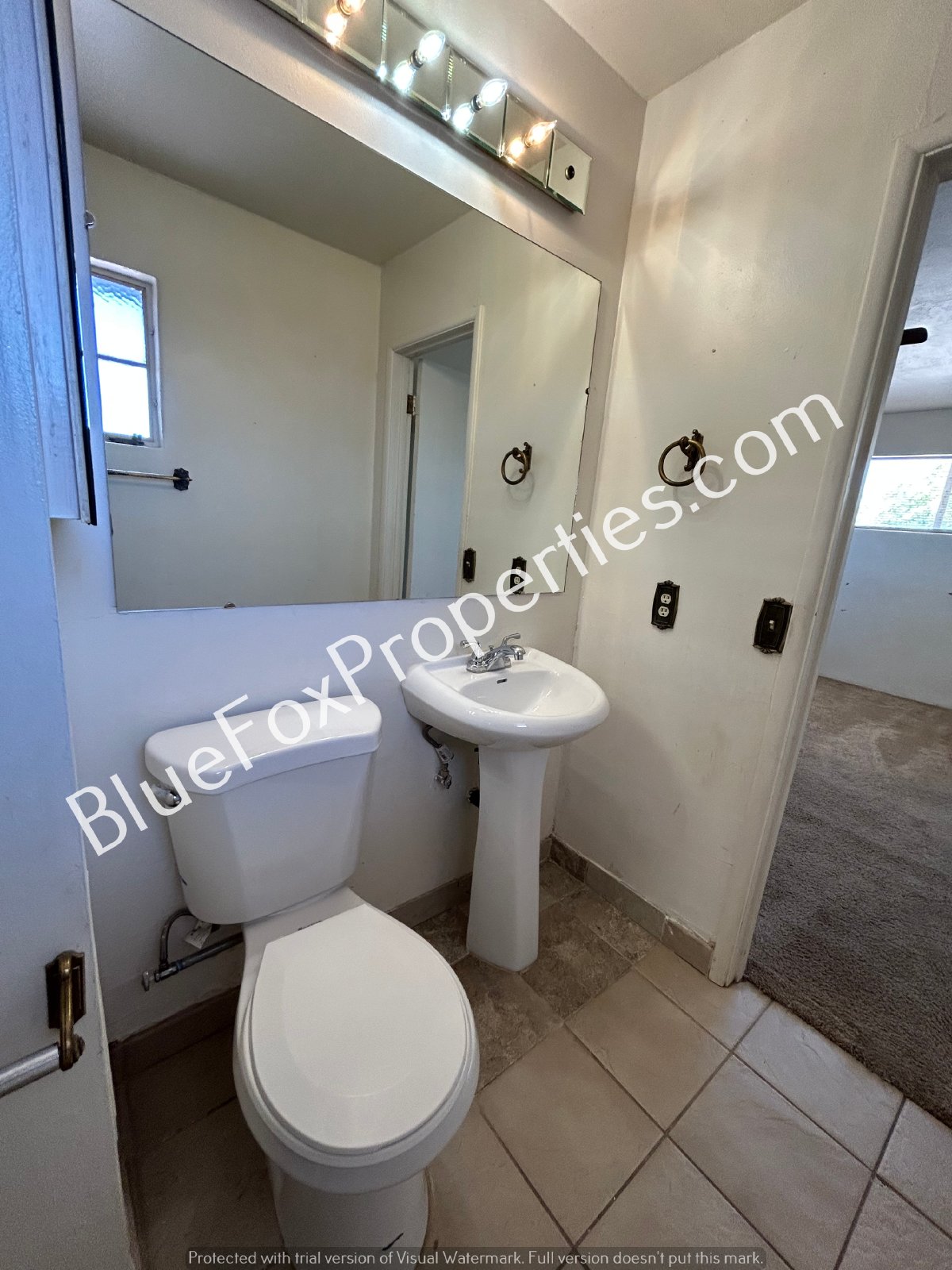 12515 W. Sandy Street property image
