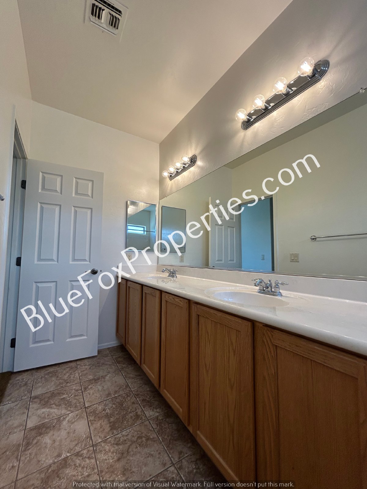 2705 E. Scenic Overlook Pl property image