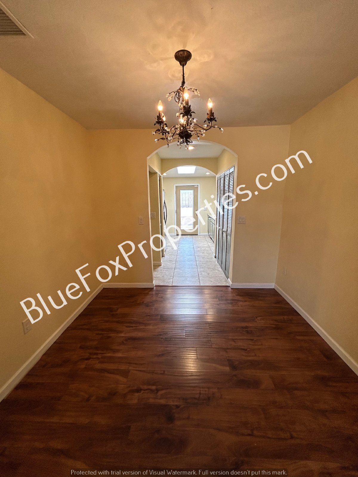 Awesome remodeled 3 bed, 2ba home close to Downtown property image
