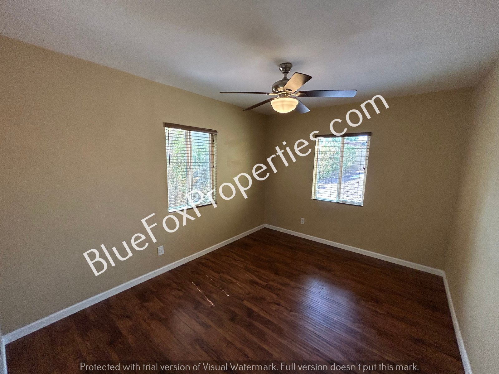 Awesome remodeled 3 bed, 2ba home close to Downtown property image