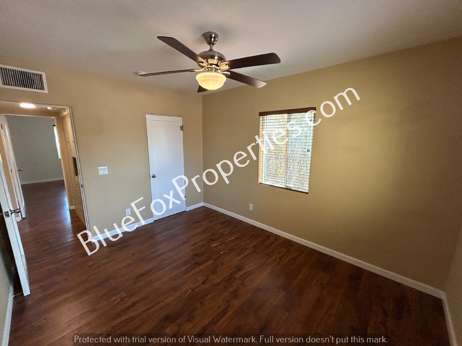 Awesome remodeled 3 bed, 2ba home close to Downtown property image