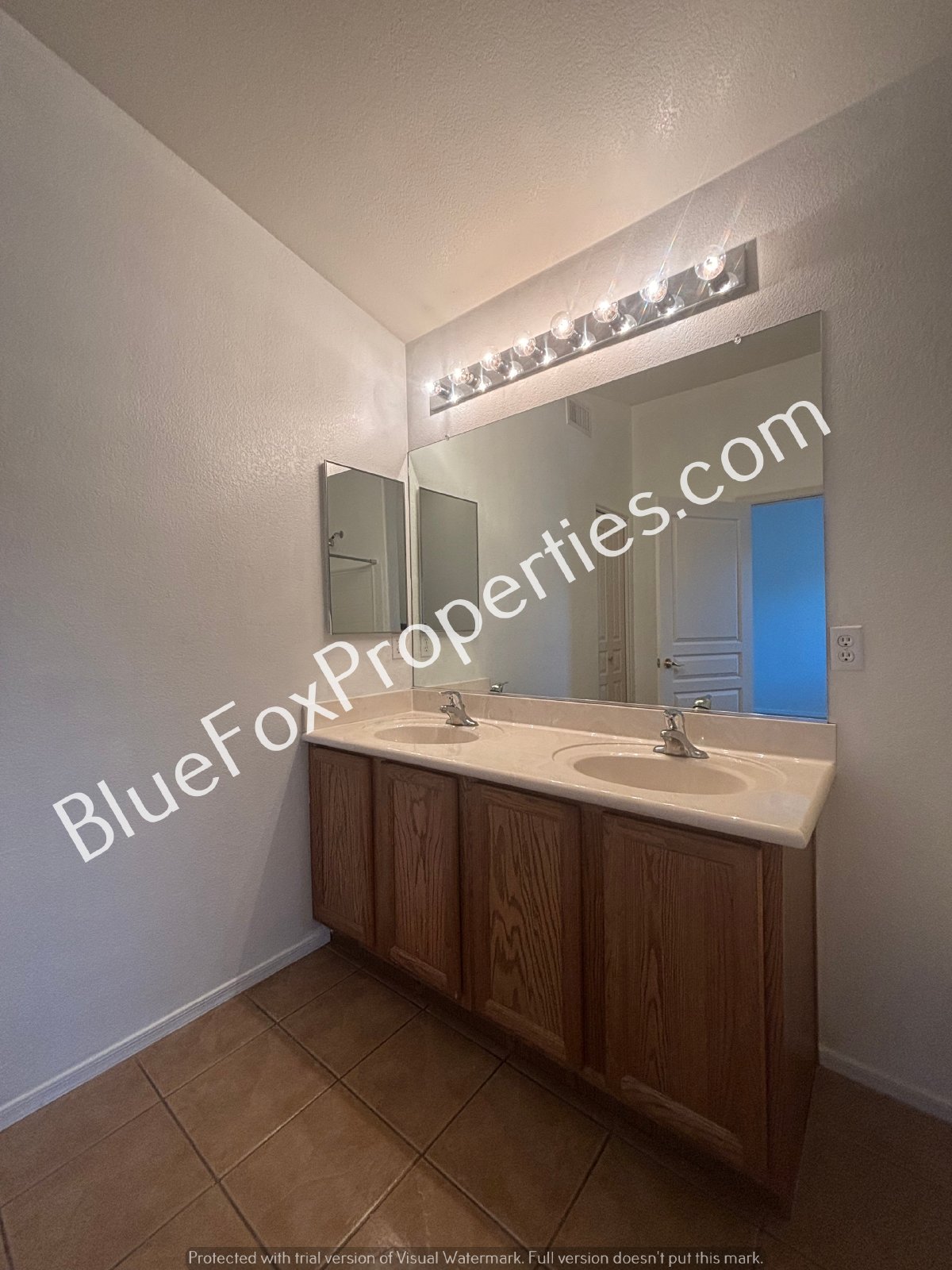 4 bedroom 2 bath home located in the Star Valley community! property image