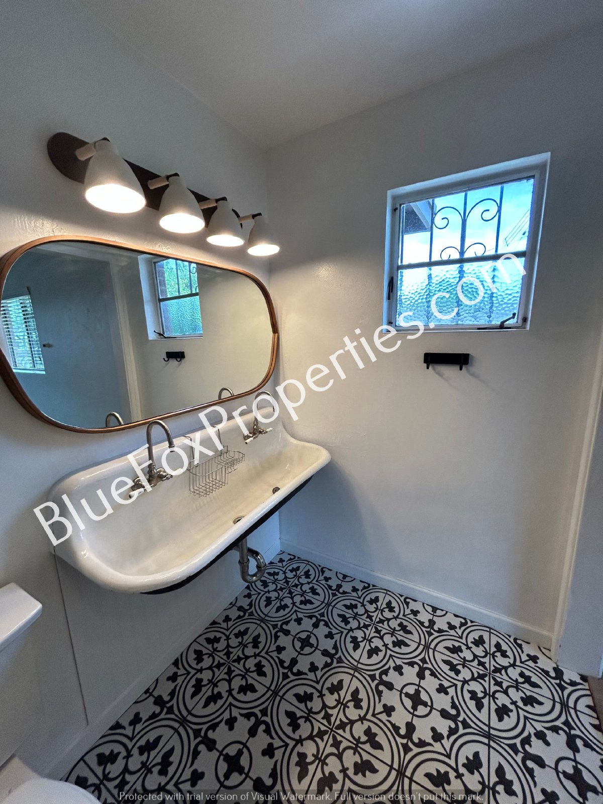 3523 N. Stewart Ave property image