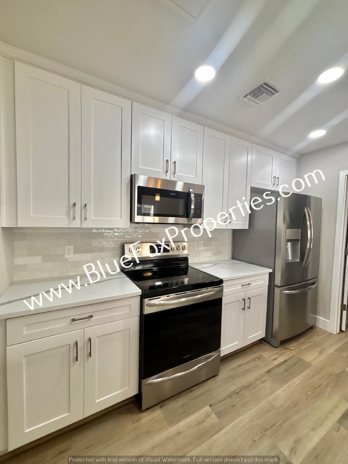 2036 E River Rd Unit 200 property image