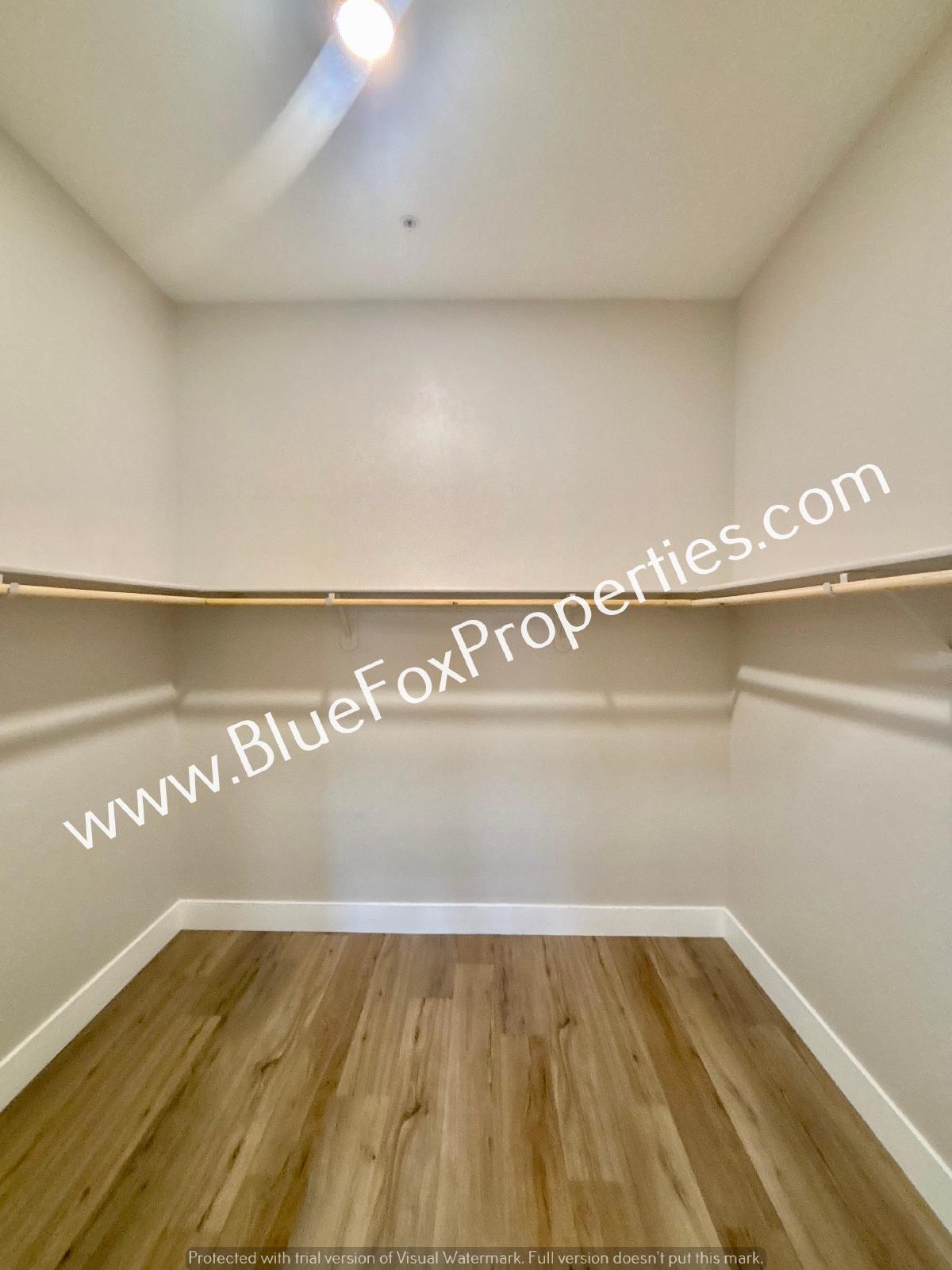 2036 E River Rd Unit 200 property image