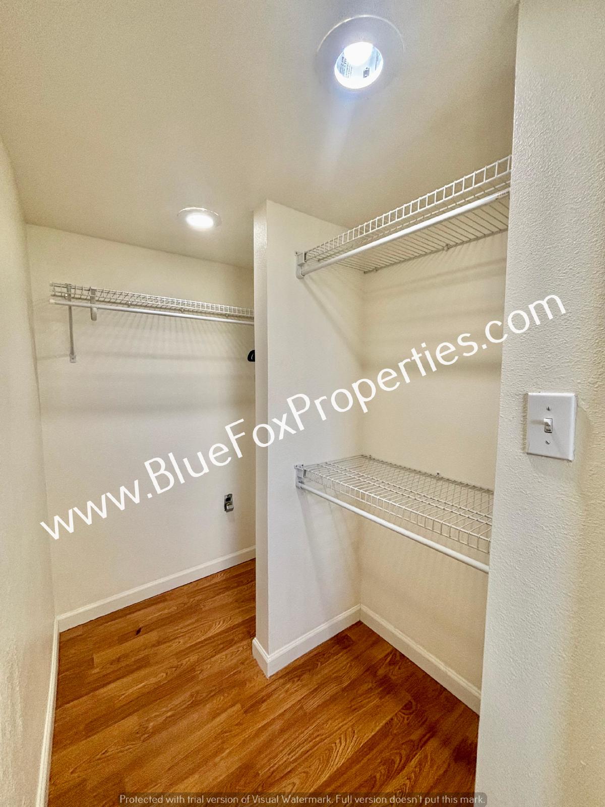 2819 E 20th St property image