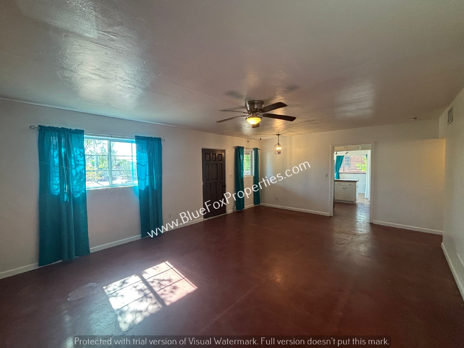 2627 N Euclid Ave property image