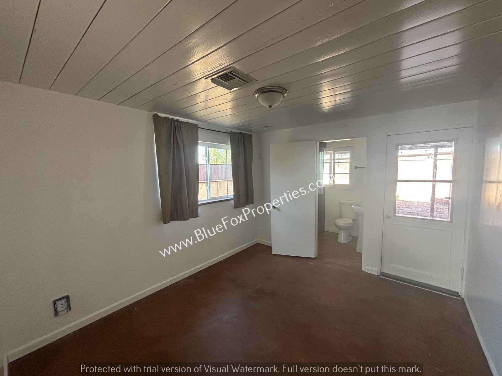 2627 N Euclid Ave property image