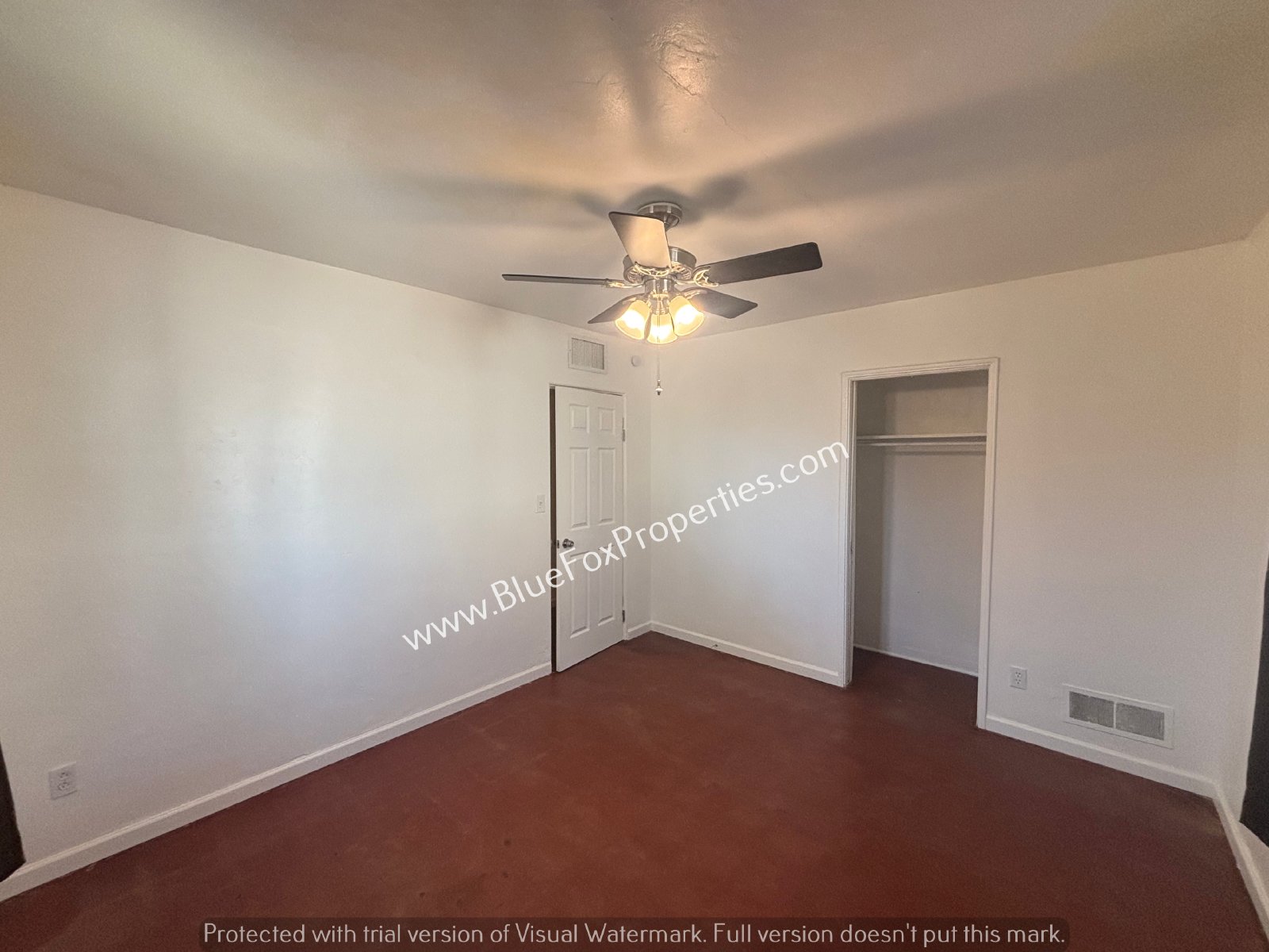 2627 N Euclid Ave property image
