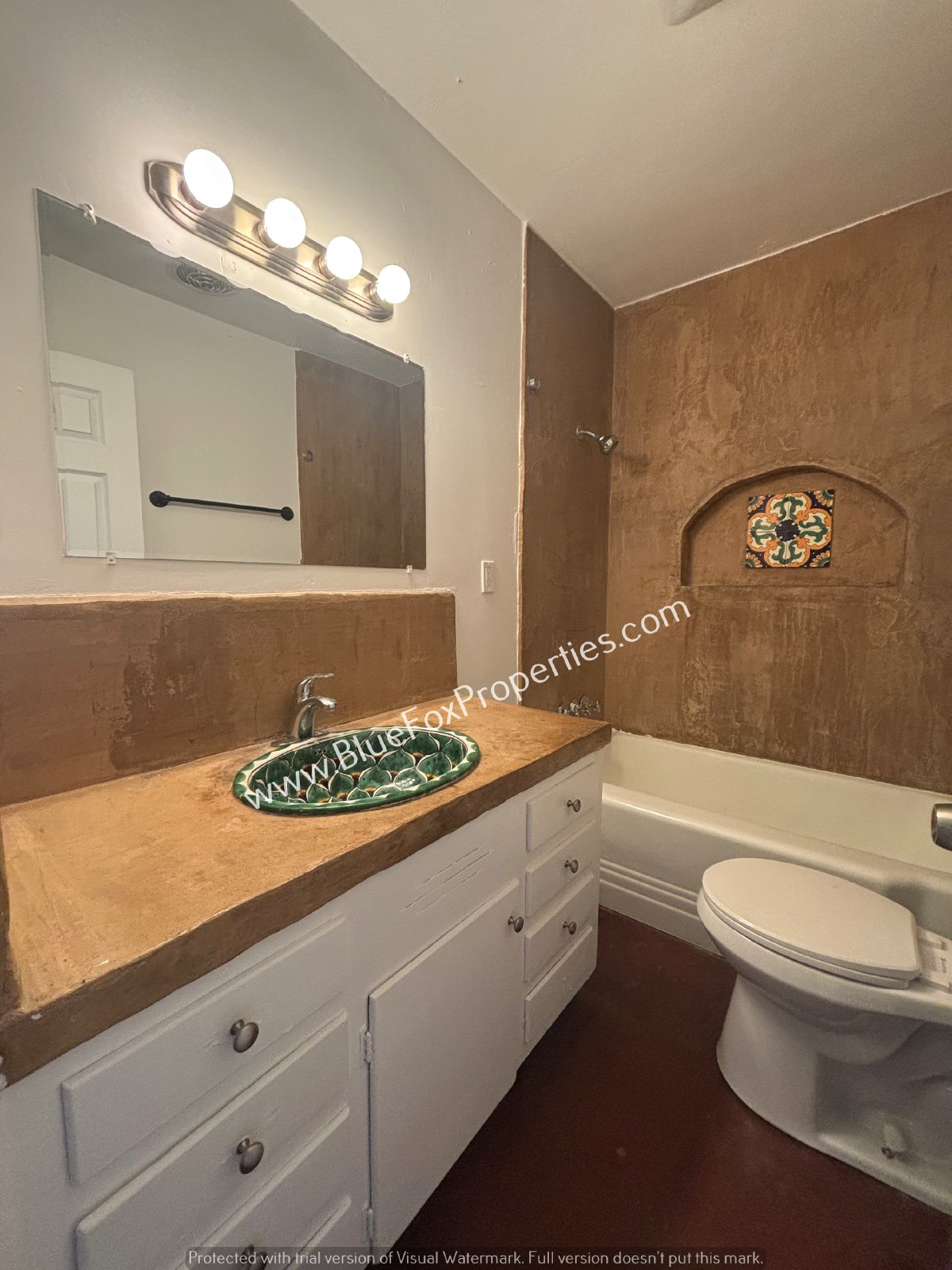 2627 N Euclid Ave property image