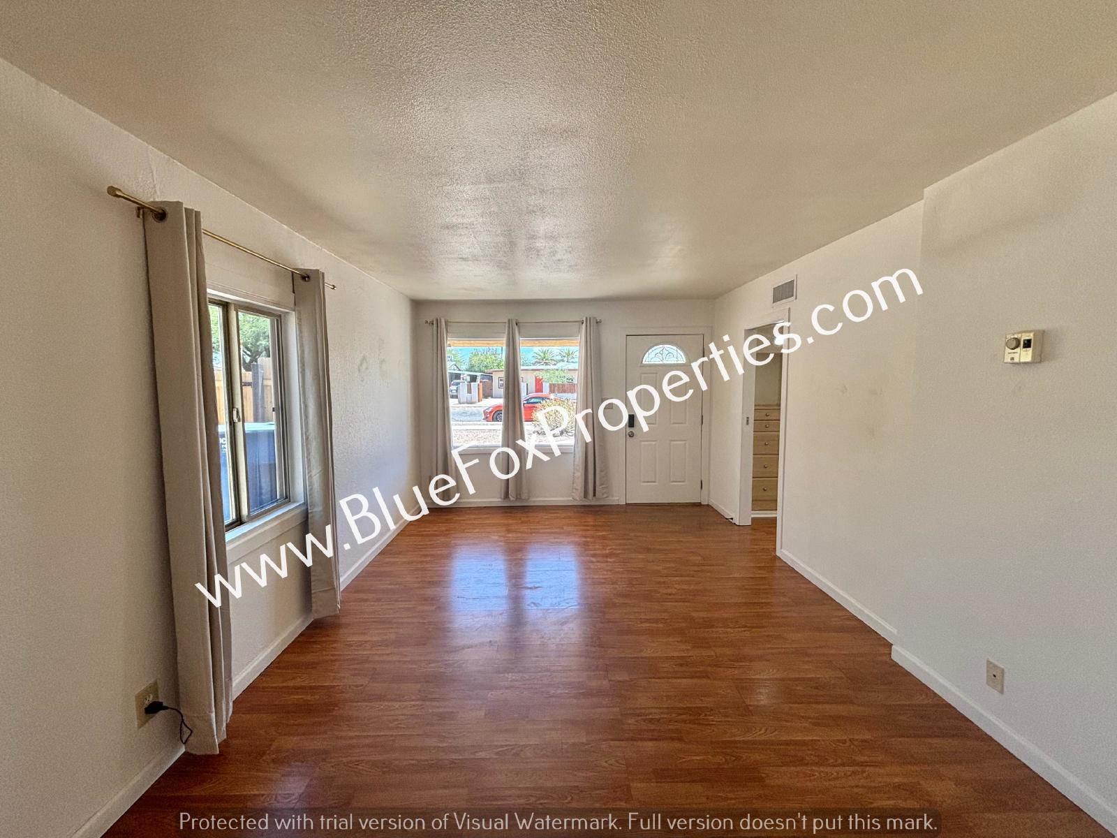 2819 E 20th St property image