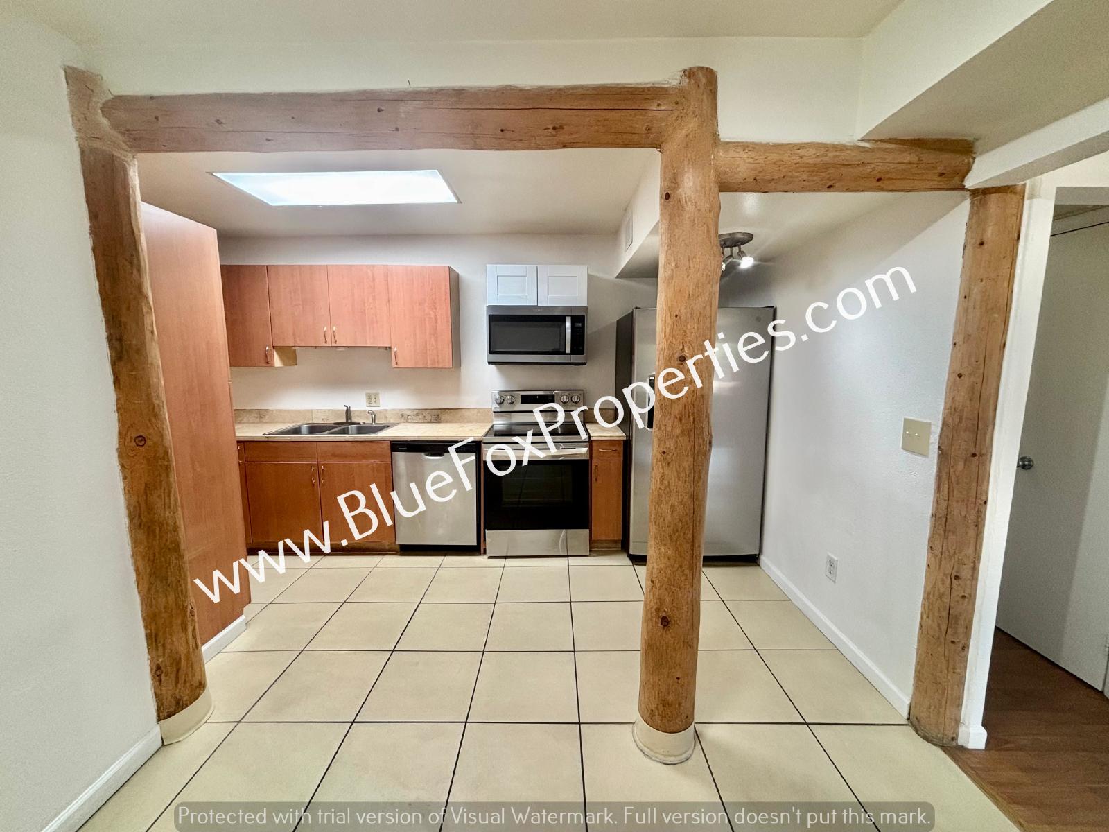 2819 E 20th St property image