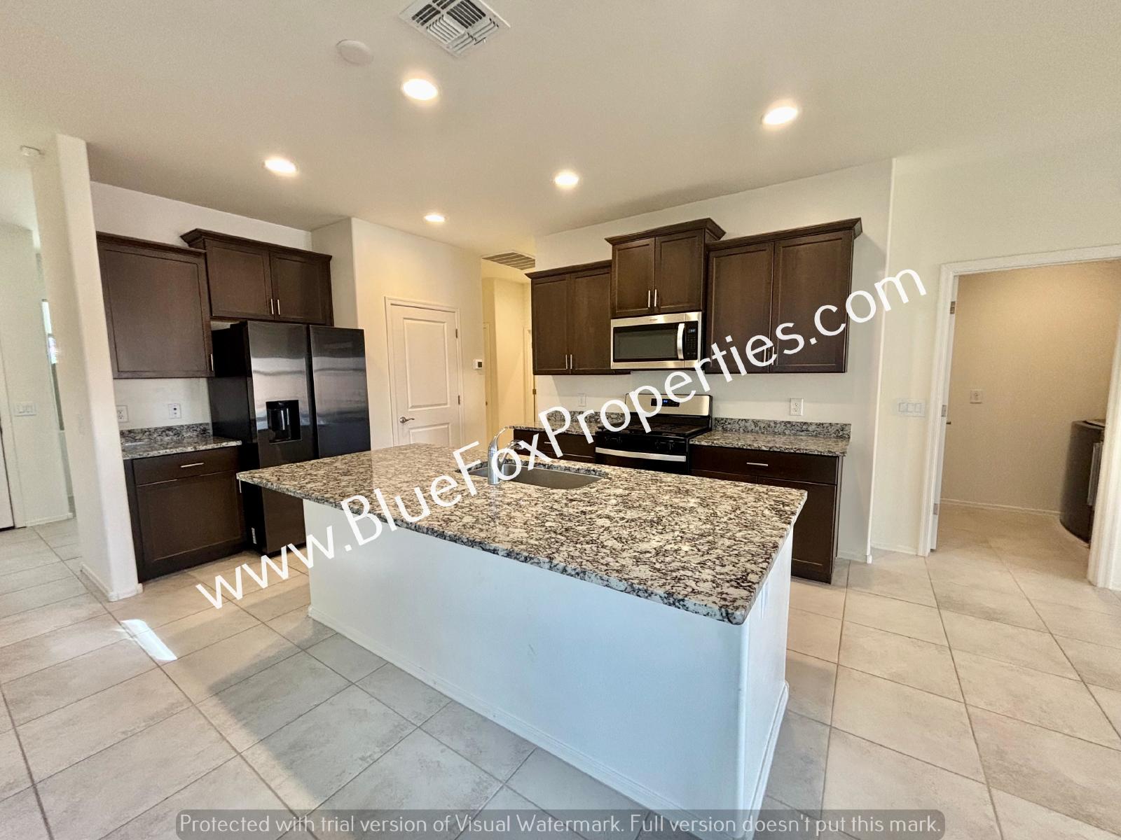 7702 S Via Casa De Campo property image