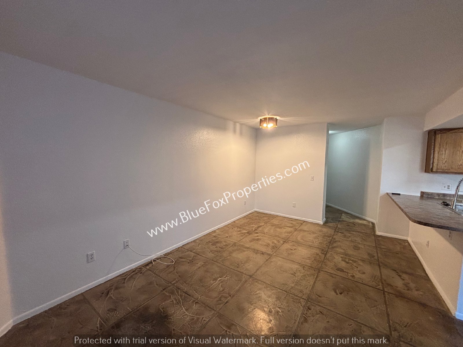 3690 N Country Club Rd Apt 1033 property image
