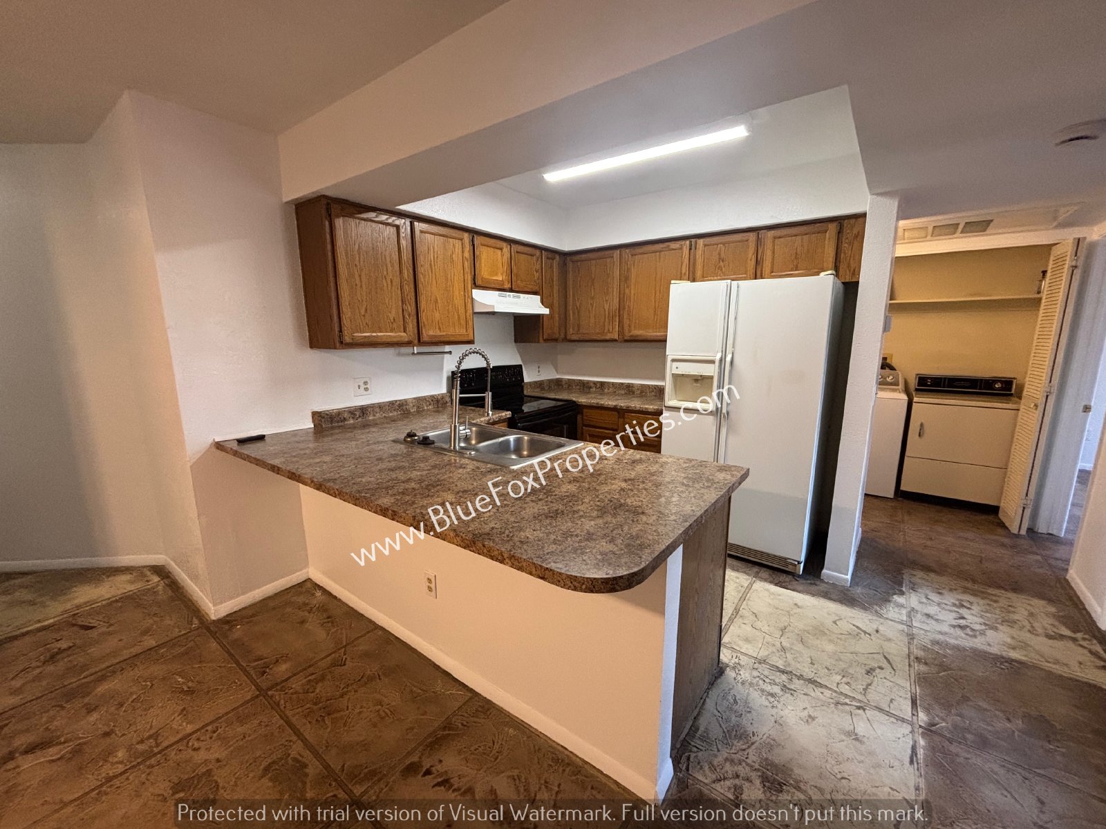3690 N Country Club Rd Apt 1033 property image