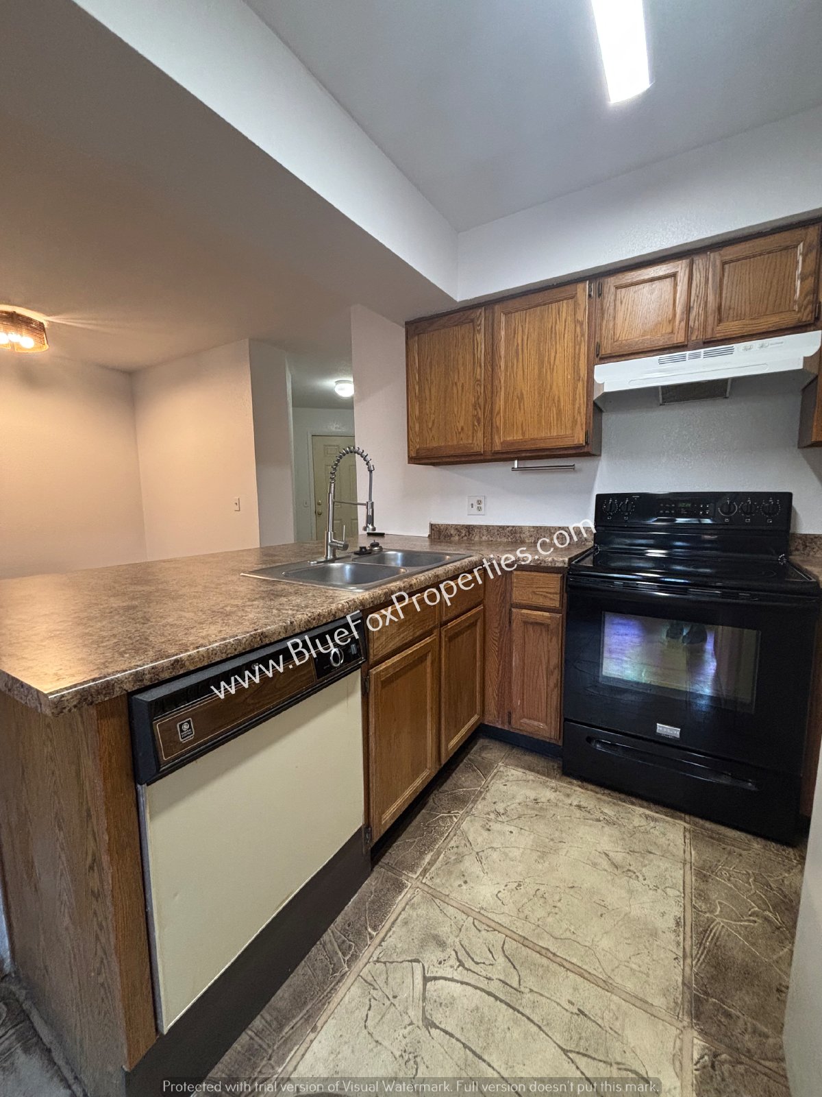 3690 N Country Club Rd Apt 1033 property image