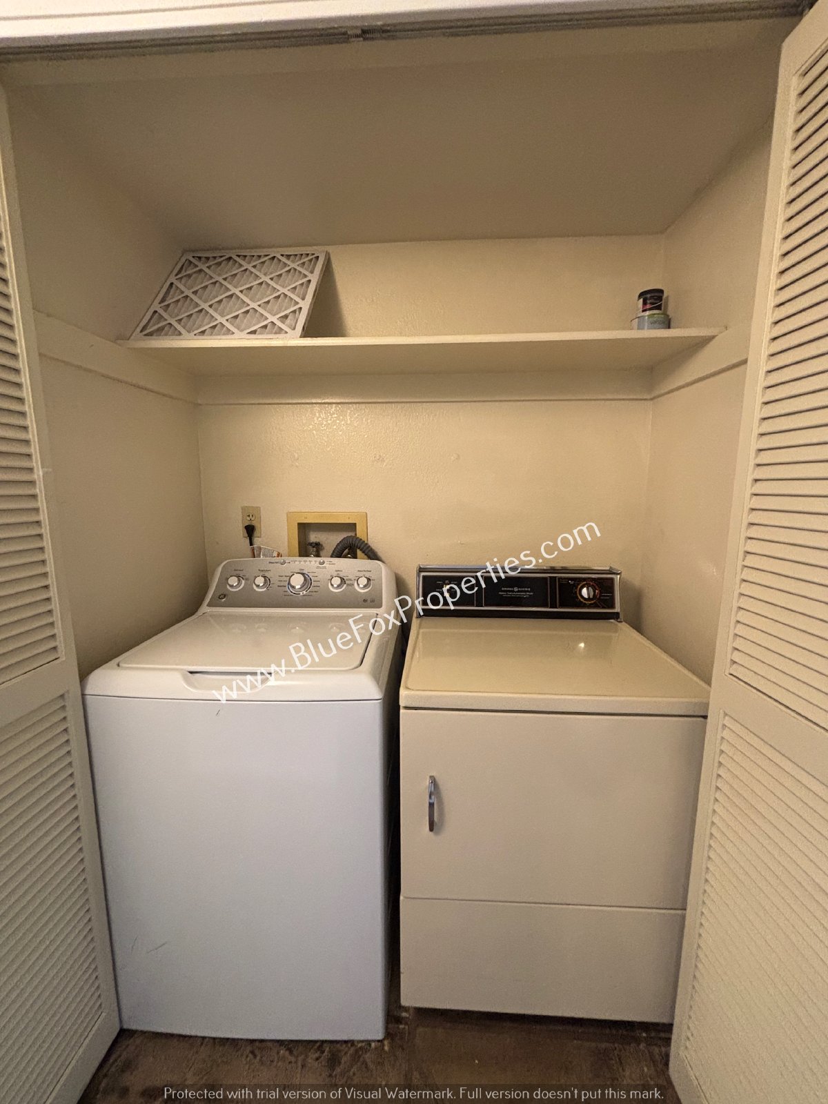 3690 N Country Club Rd Apt 1033 property image