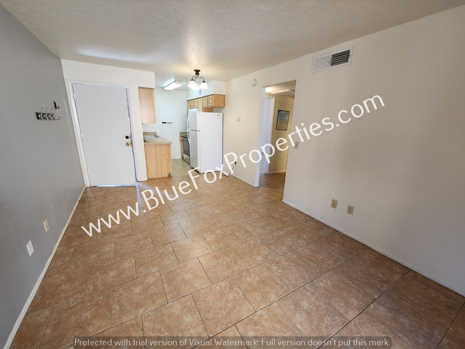 1810 E Blacklidge Dr #812 property image