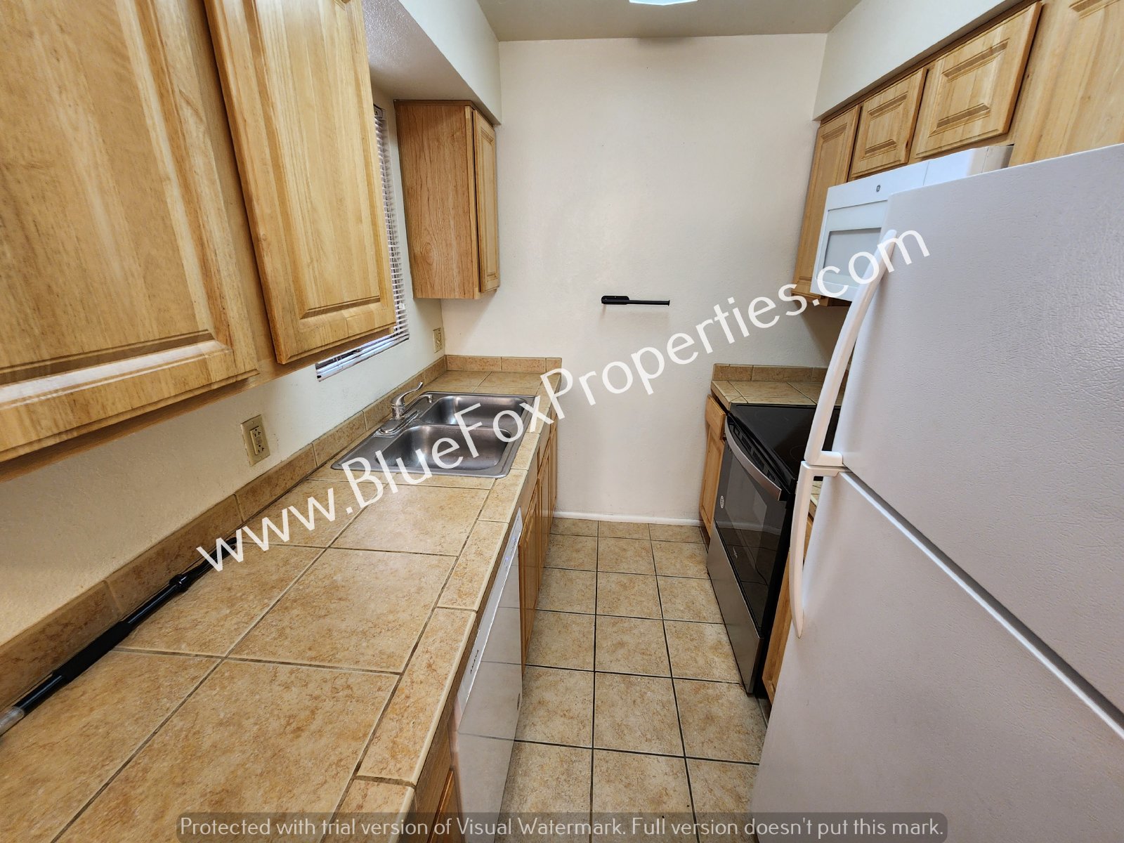 1810 E Blacklidge Dr #812 property image