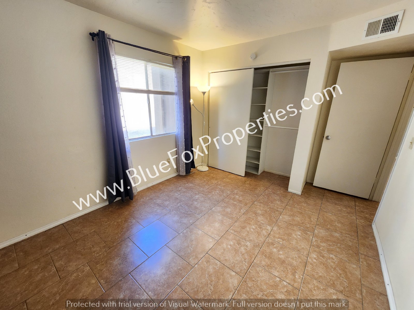 1810 E Blacklidge Dr #812 property image