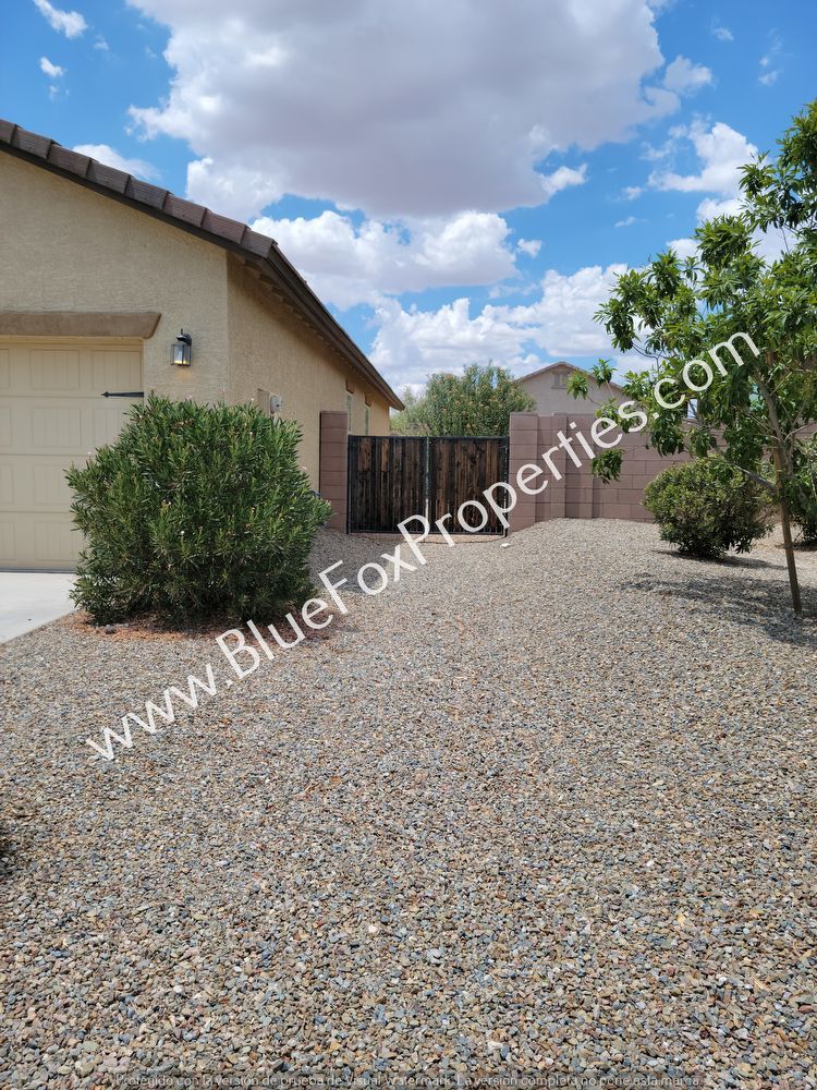 3 Bedroom, 2 Bathroom Home in the San Lucas Neighborhood property image