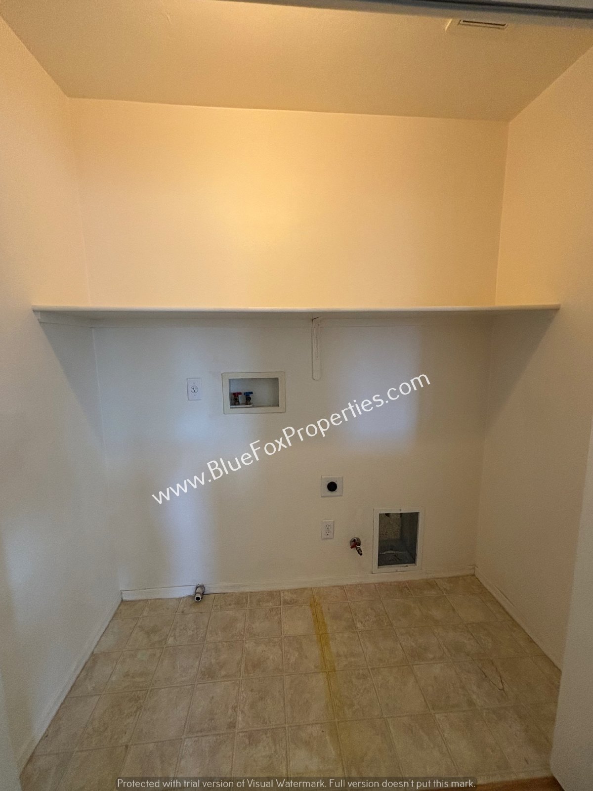 1590 W Blue Horizon St property image