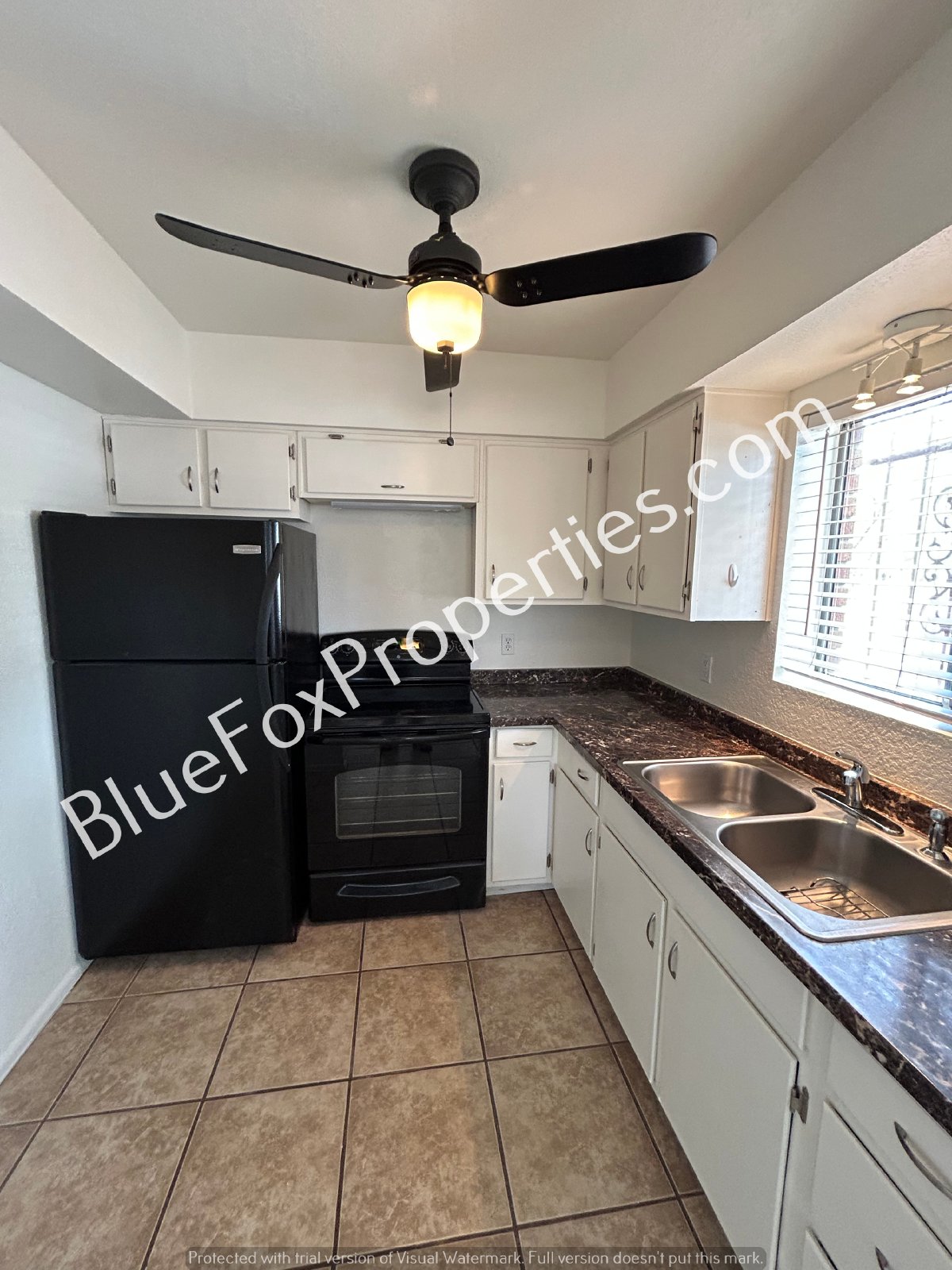 949 N Montezuma Ave Unit 2 property image