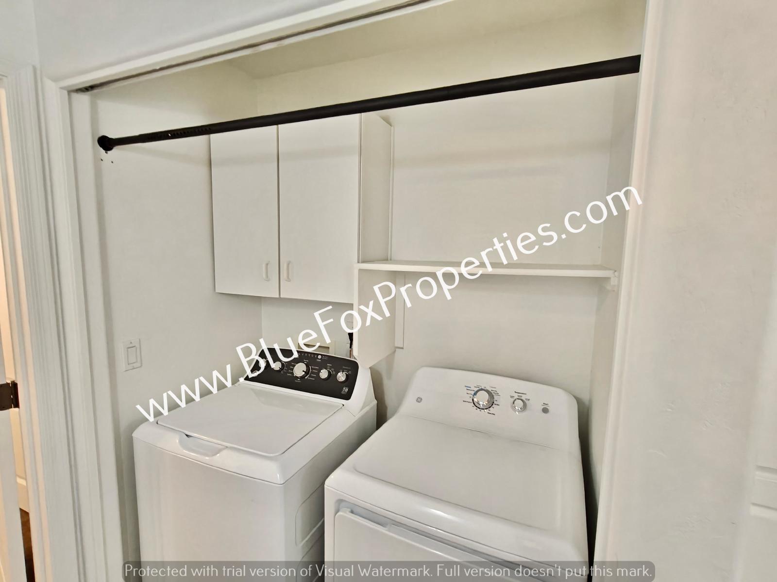 10429 E Oakbrook St property image