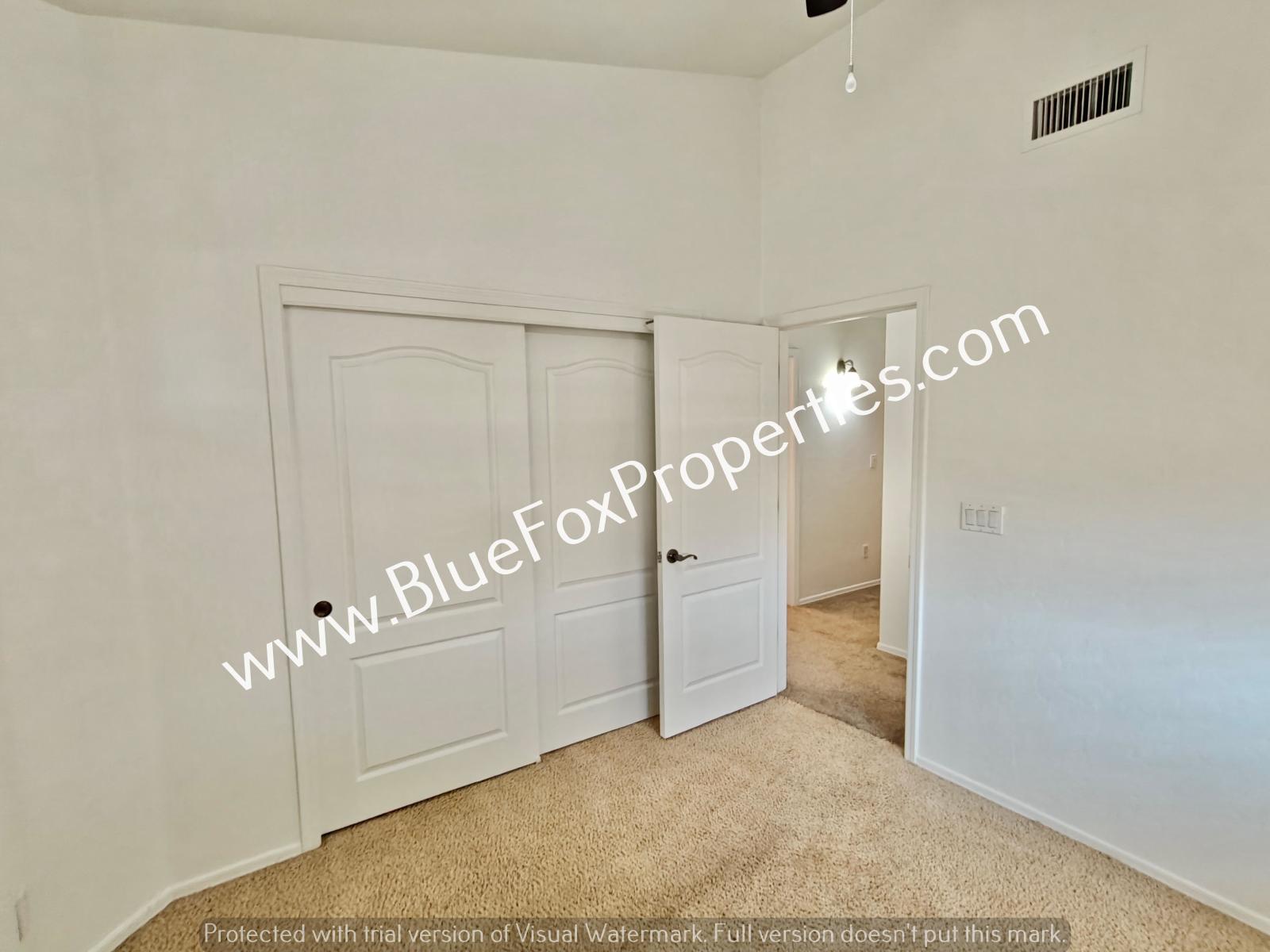 10429 E Oakbrook St property image