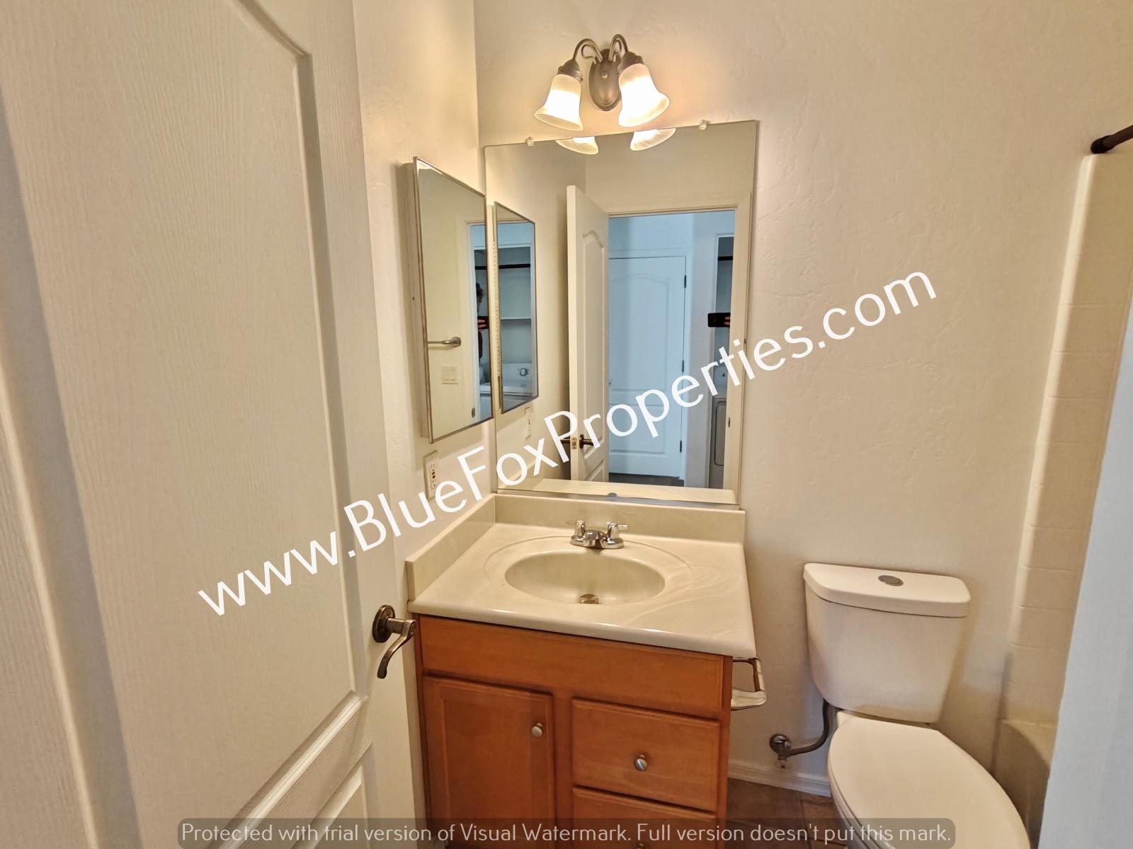 10429 E Oakbrook St property image