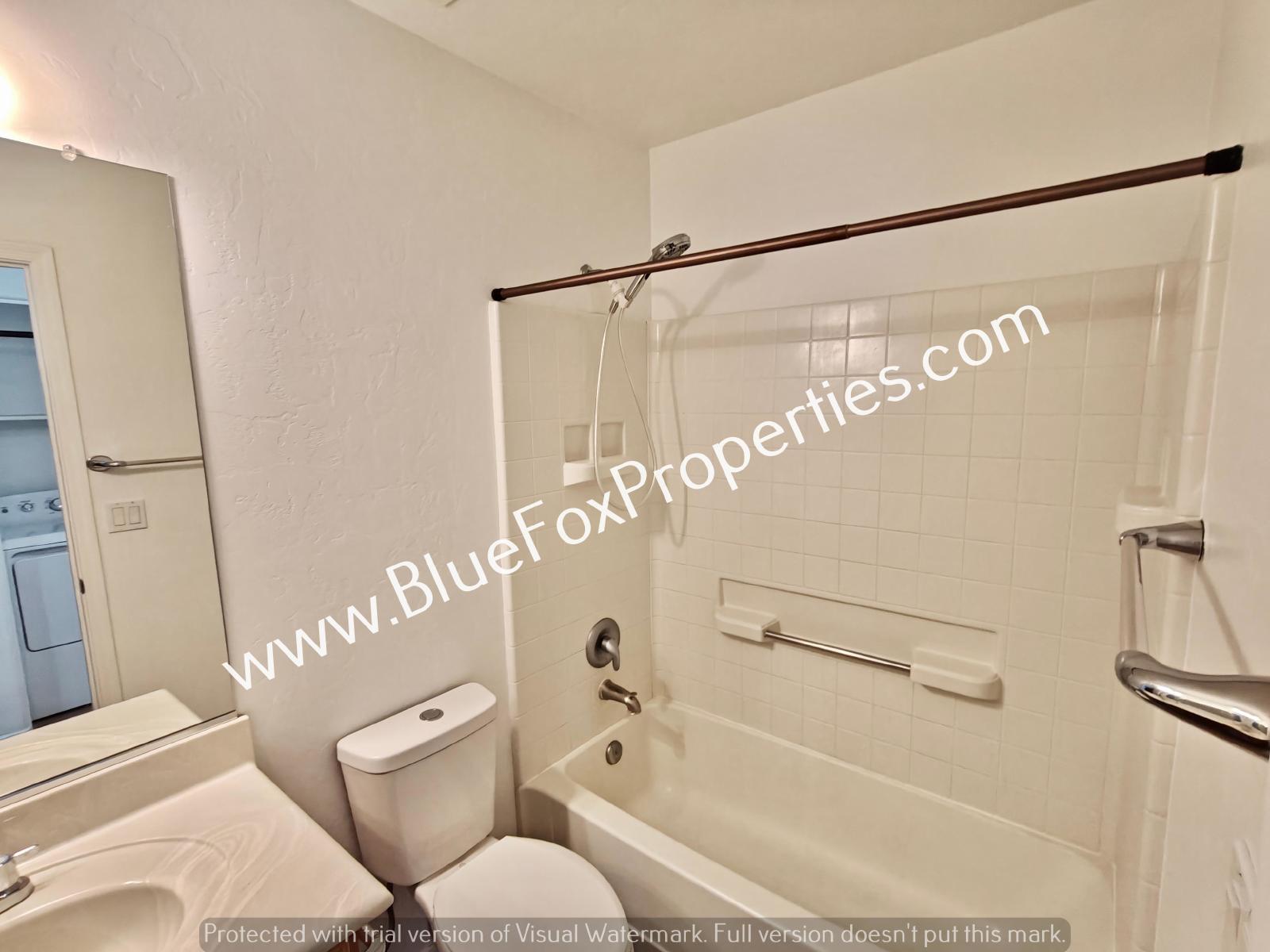 10429 E Oakbrook St property image