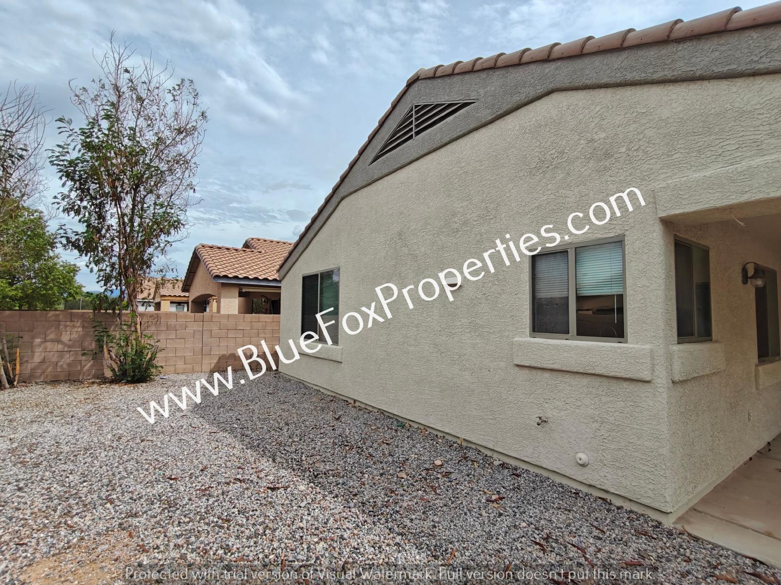 10429 E Oakbrook St property image
