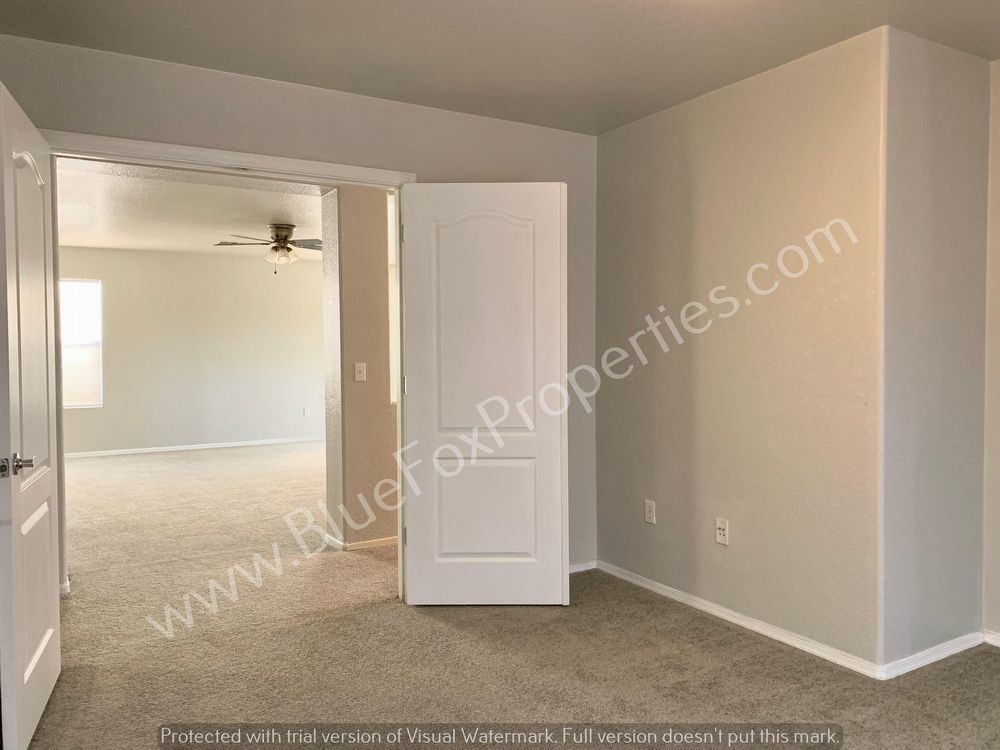475 W Calle La Bolita property image