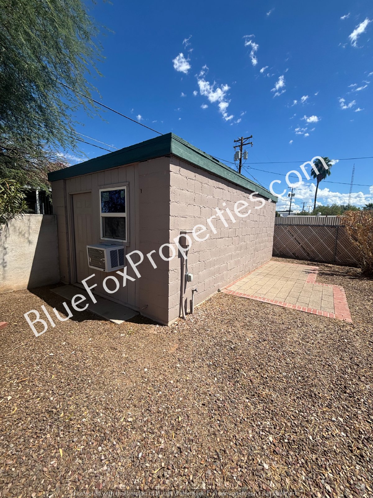4007 E 1st St property image