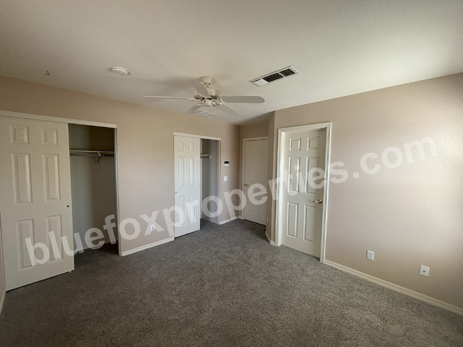 3 Bedroom 2-Story Large Backyard property image