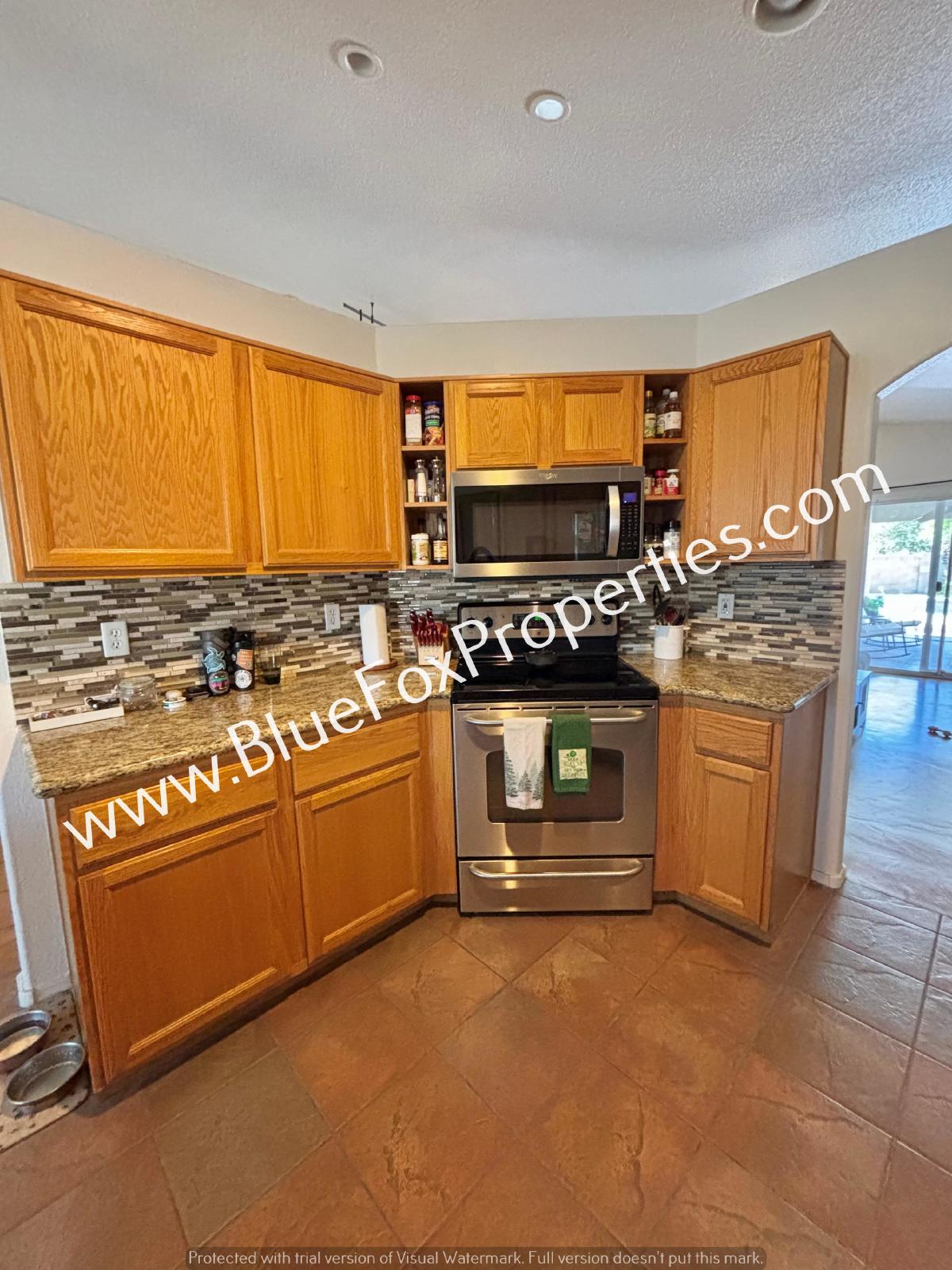 2675 W Desert Bluffs Ct property image